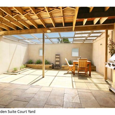 Southview Guest House Wollongong Bagian luar foto